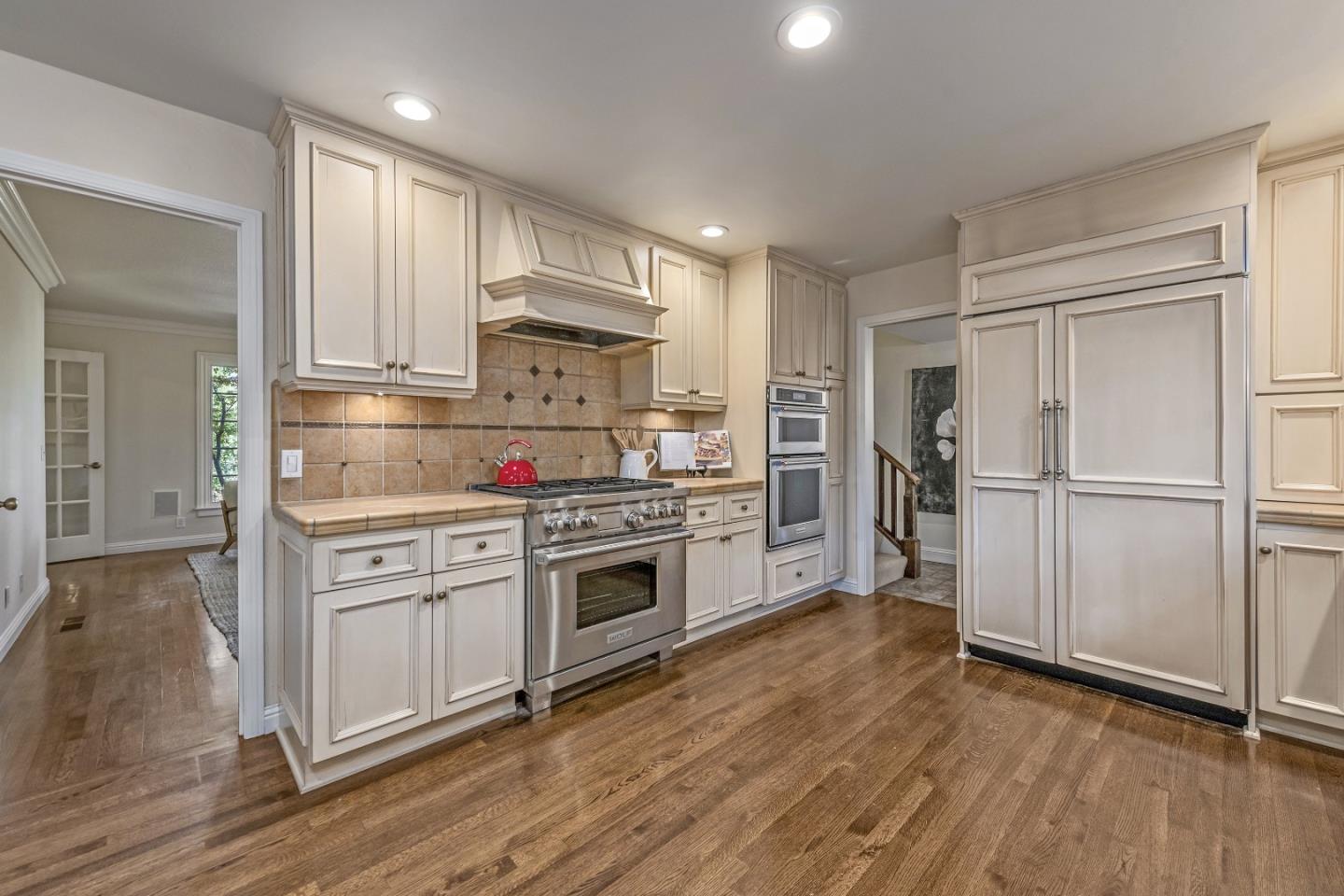 Detail Gallery Image 20 of 49 For 21700 via Regina, Saratoga,  CA 95070 - 4 Beds | 3/1 Baths