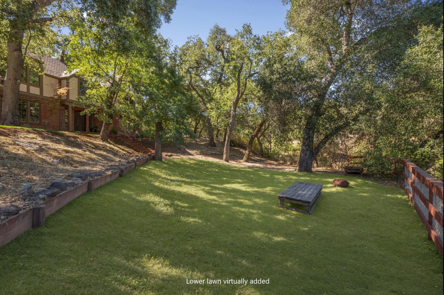 Detail Gallery Image 7 of 49 For 21700 via Regina, Saratoga,  CA 95070 - 4 Beds | 3/1 Baths