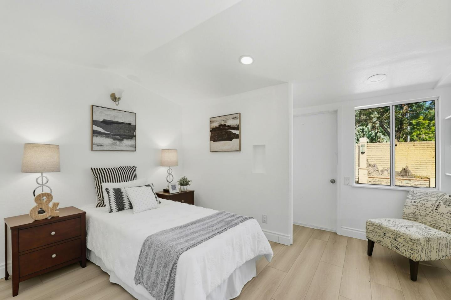 Detail Gallery Image 20 of 41 For 1199 Blazingwood Dr, Sunnyvale,  CA 94089 - 3 Beds | 2 Baths