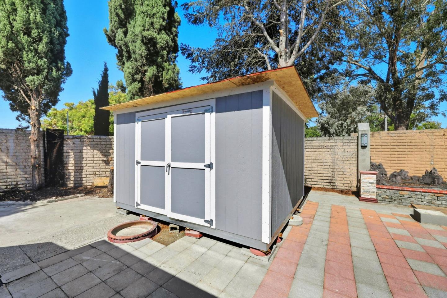 Detail Gallery Image 36 of 41 For 1199 Blazingwood Dr, Sunnyvale,  CA 94089 - 3 Beds | 2 Baths