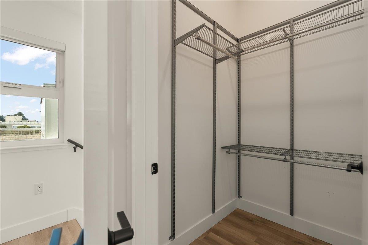 Detail Gallery Image 22 of 25 For 202 Panetta Ave #9,  Santa Cruz,  CA 95060 - 1 Beds | 2/1 Baths