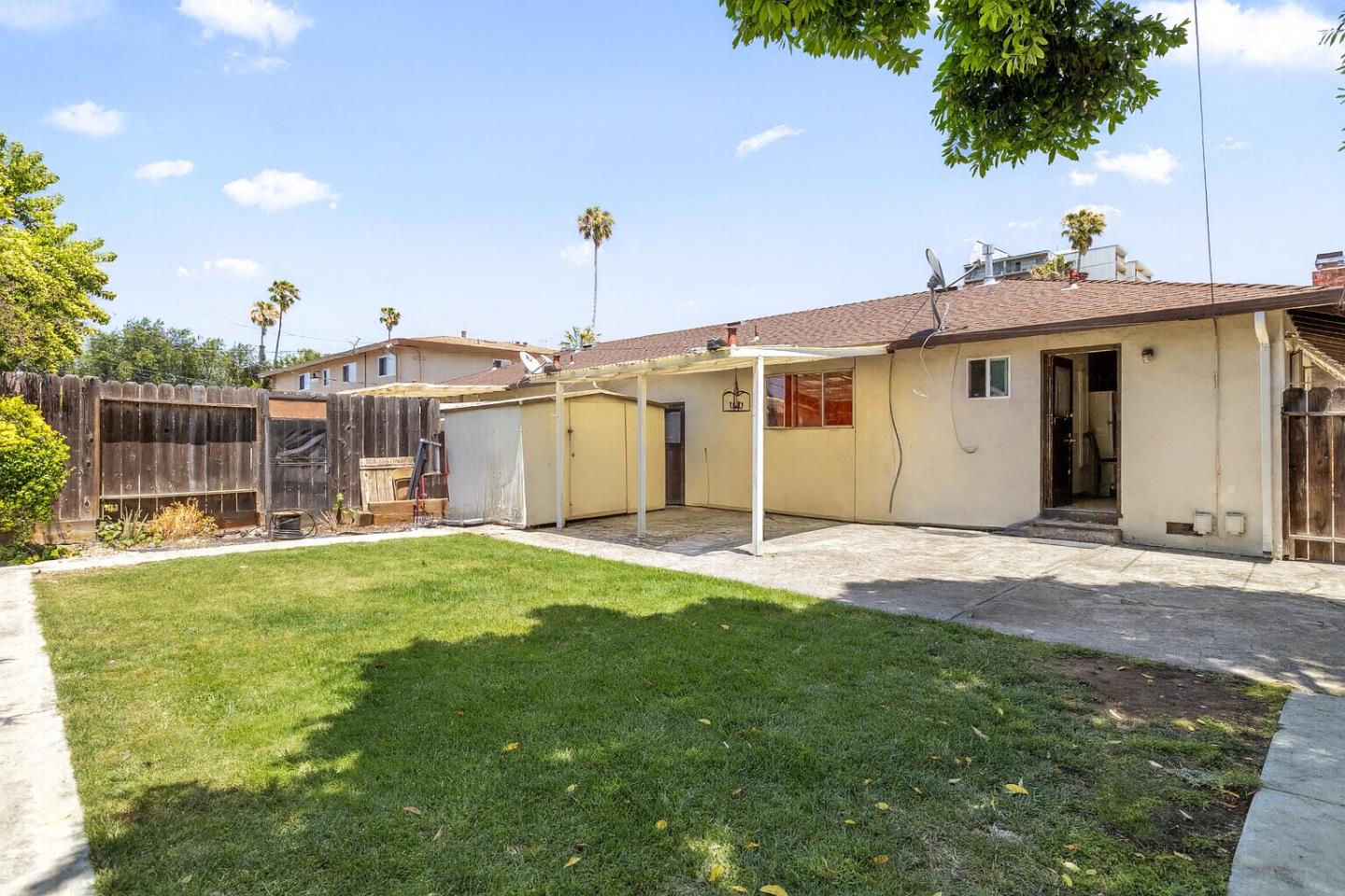 Detail Gallery Image 2 of 9 For 411 Dunster Dr, Campbell,  CA 95008 - – Beds | – Baths