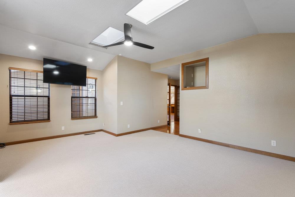 Detail Gallery Image 24 of 49 For 1511 Las Brisas Dr, Hollister,  CA 95023 - 3 Beds | 2/1 Baths