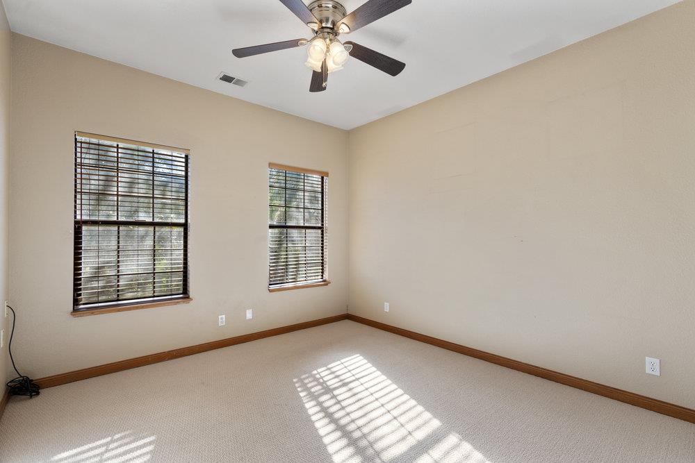 Detail Gallery Image 28 of 49 For 1511 Las Brisas Dr, Hollister,  CA 95023 - 3 Beds | 2/1 Baths