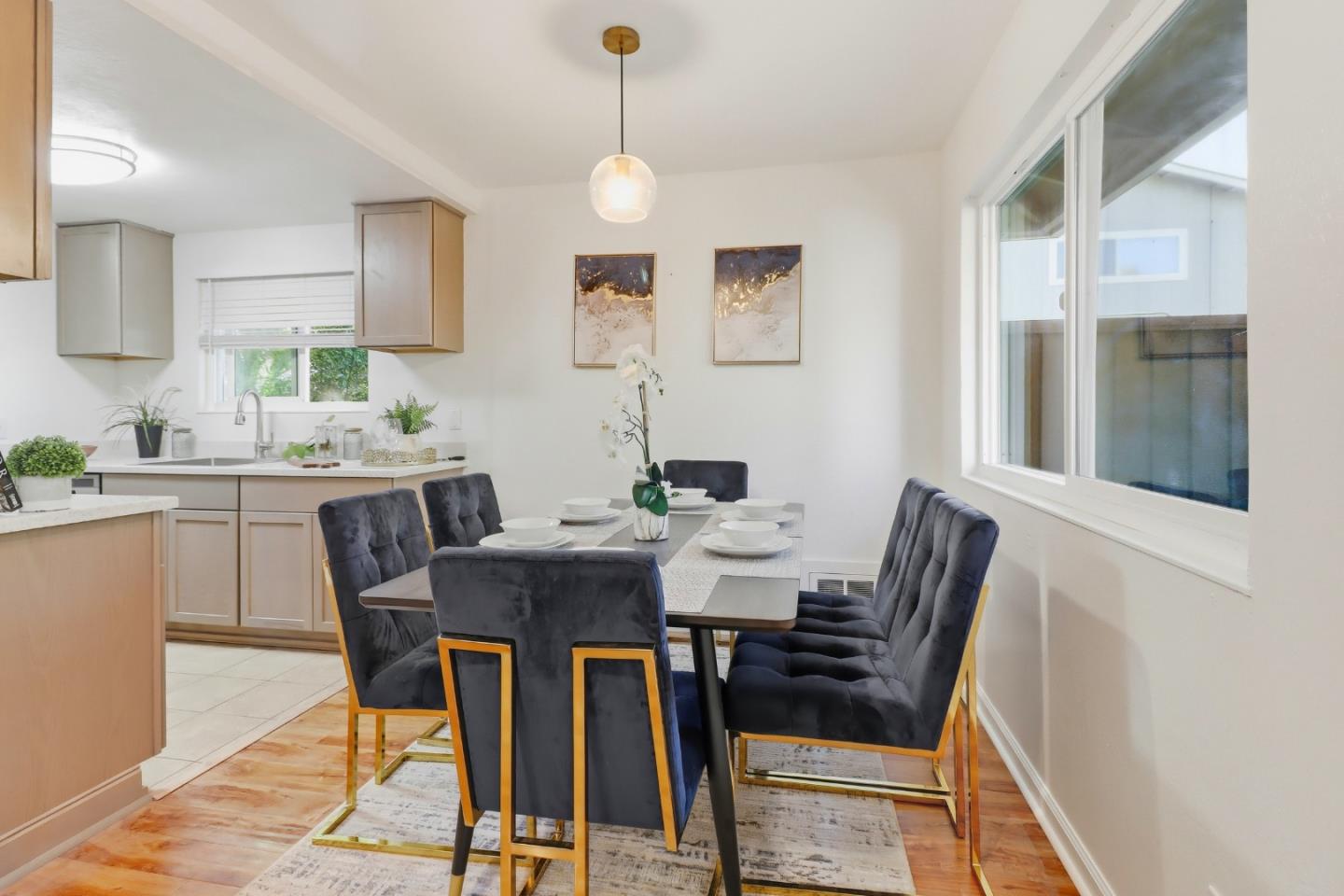 Detail Gallery Image 10 of 32 For 1103 Reed Ave a,  Sunnyvale,  CA 94086 - 3 Beds | 1/1 Baths