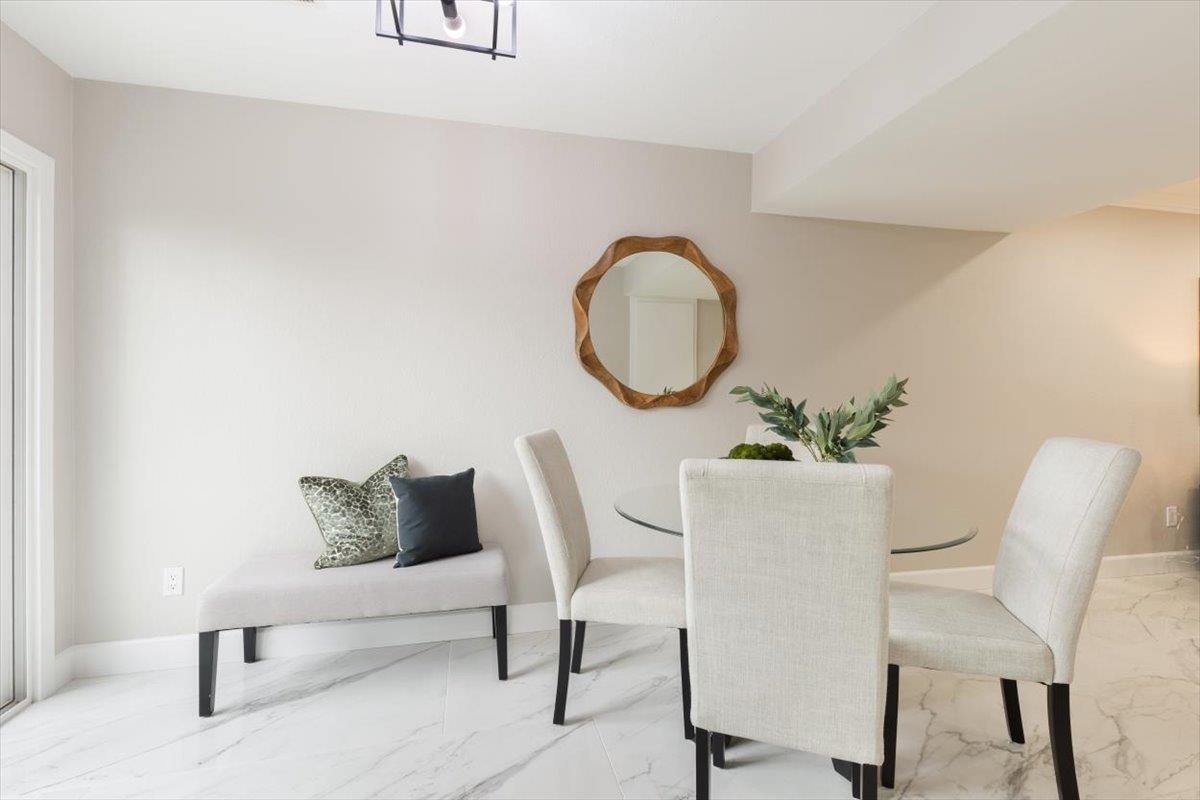 Detail Gallery Image 10 of 25 For 414 S Buena Vista Ave, San Jose,  CA 95126 - 2 Beds | 2/1 Baths