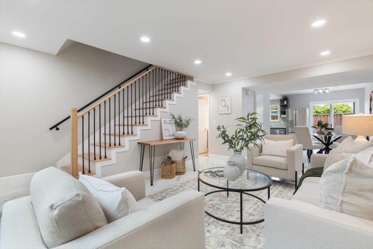 Detail Gallery Image 6 of 25 For 414 S Buena Vista Ave, San Jose,  CA 95126 - 2 Beds | 2/1 Baths