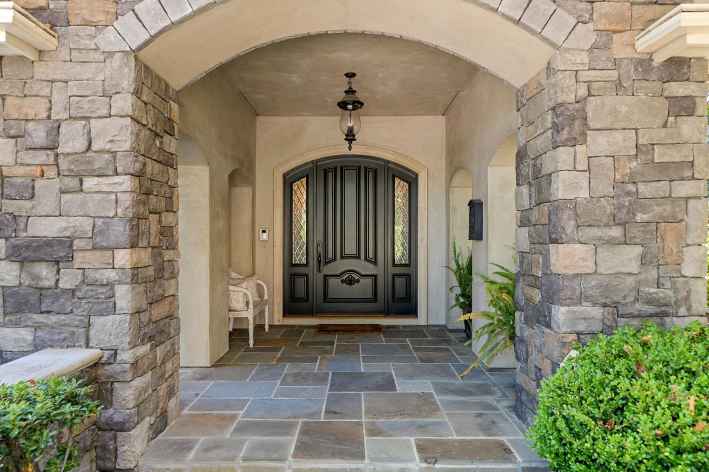 Detail Gallery Image 6 of 24 For 1826 Waverley St, Palo Alto,  CA 94301 - 4 Beds | 4 Baths