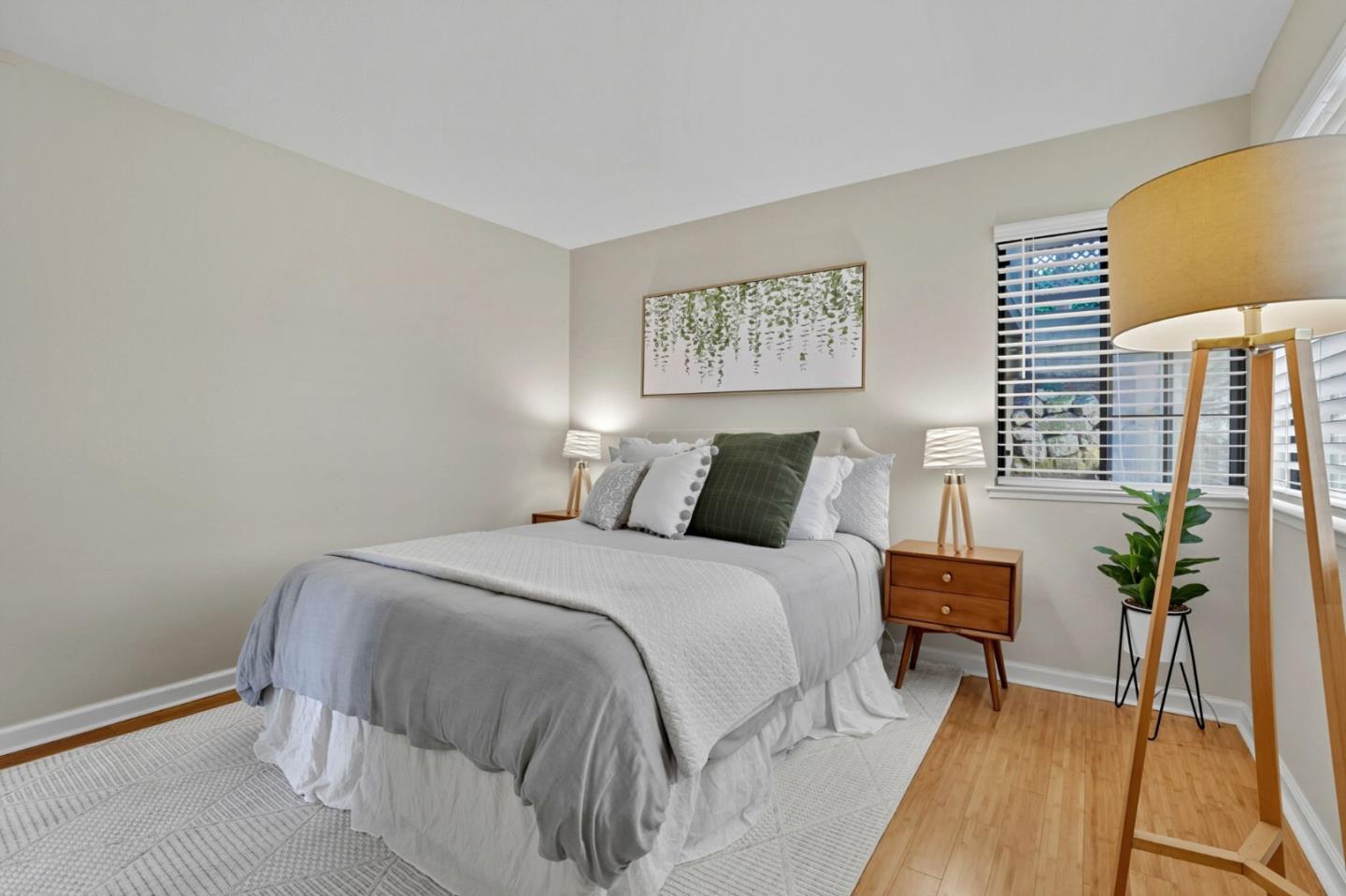 Detail Gallery Image 7 of 22 For 730 Pheasant Ridge Rd, Monterey,  CA 93940 - 2 Beds | 2 Baths