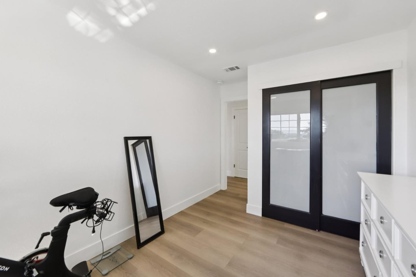 Detail Gallery Image 19 of 42 For 3440 Rubion Dr, San Jose,  CA 95148 - 4 Beds | 2 Baths