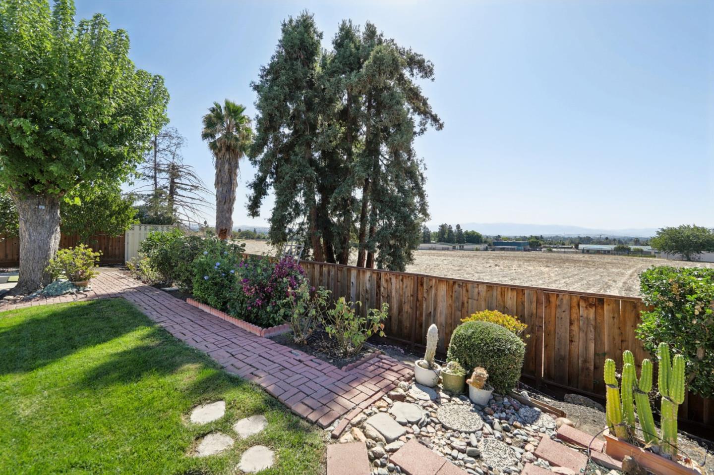 Detail Gallery Image 25 of 42 For 3440 Rubion Dr, San Jose,  CA 95148 - 4 Beds | 2 Baths