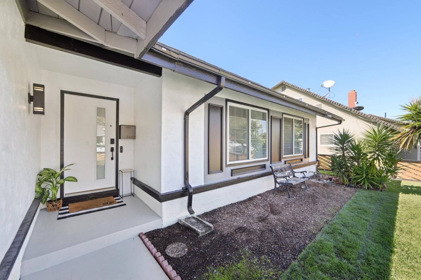 Detail Gallery Image 30 of 42 For 3440 Rubion Dr, San Jose,  CA 95148 - 4 Beds | 2 Baths