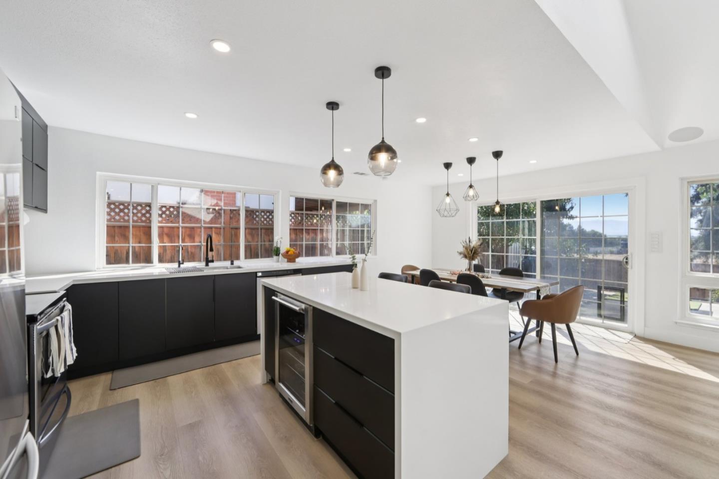 Detail Gallery Image 5 of 42 For 3440 Rubion Dr, San Jose,  CA 95148 - 4 Beds | 2 Baths