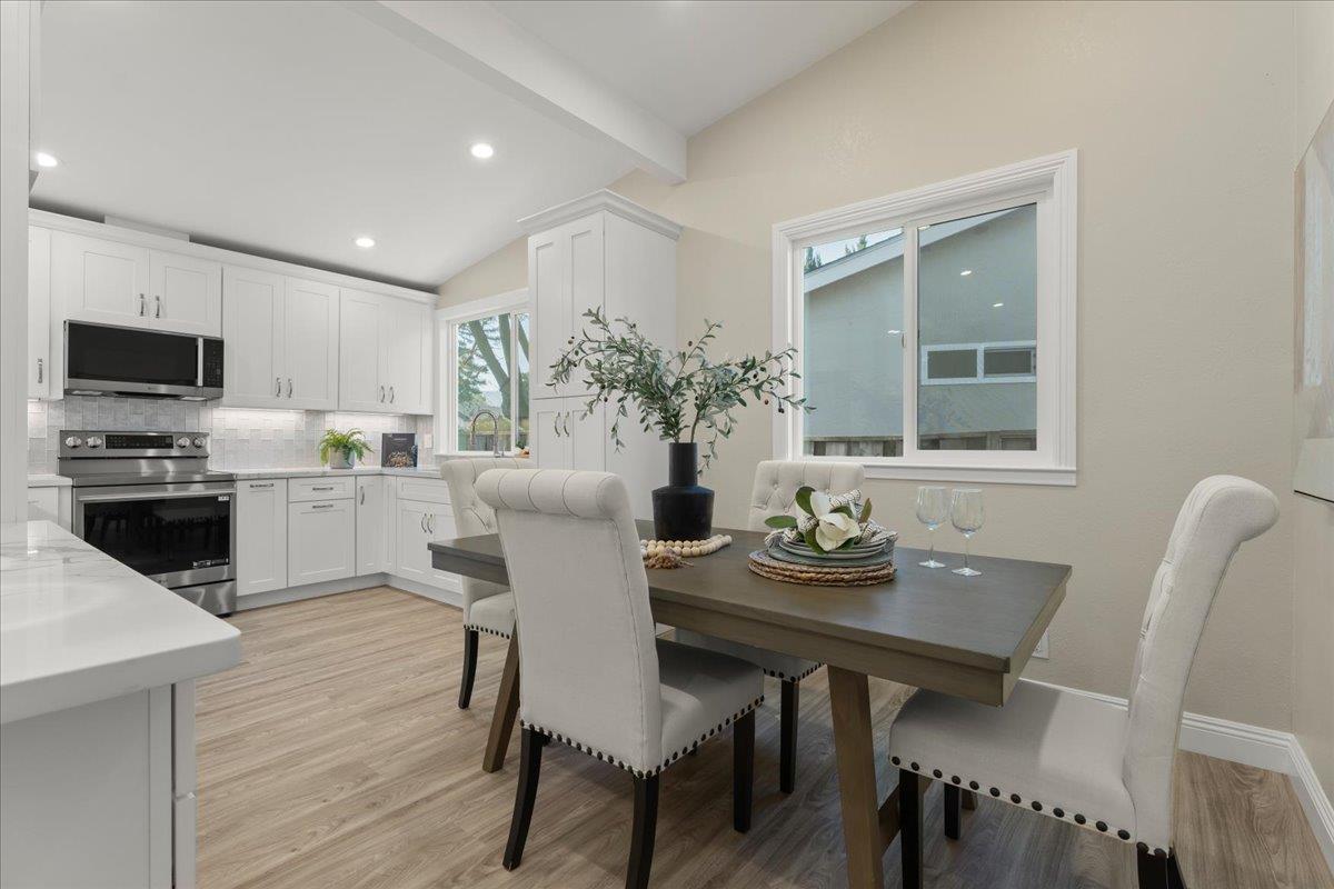 Detail Gallery Image 7 of 34 For 6575 Kaneko Dr, San Jose,  CA 95119 - 4 Beds | 2 Baths