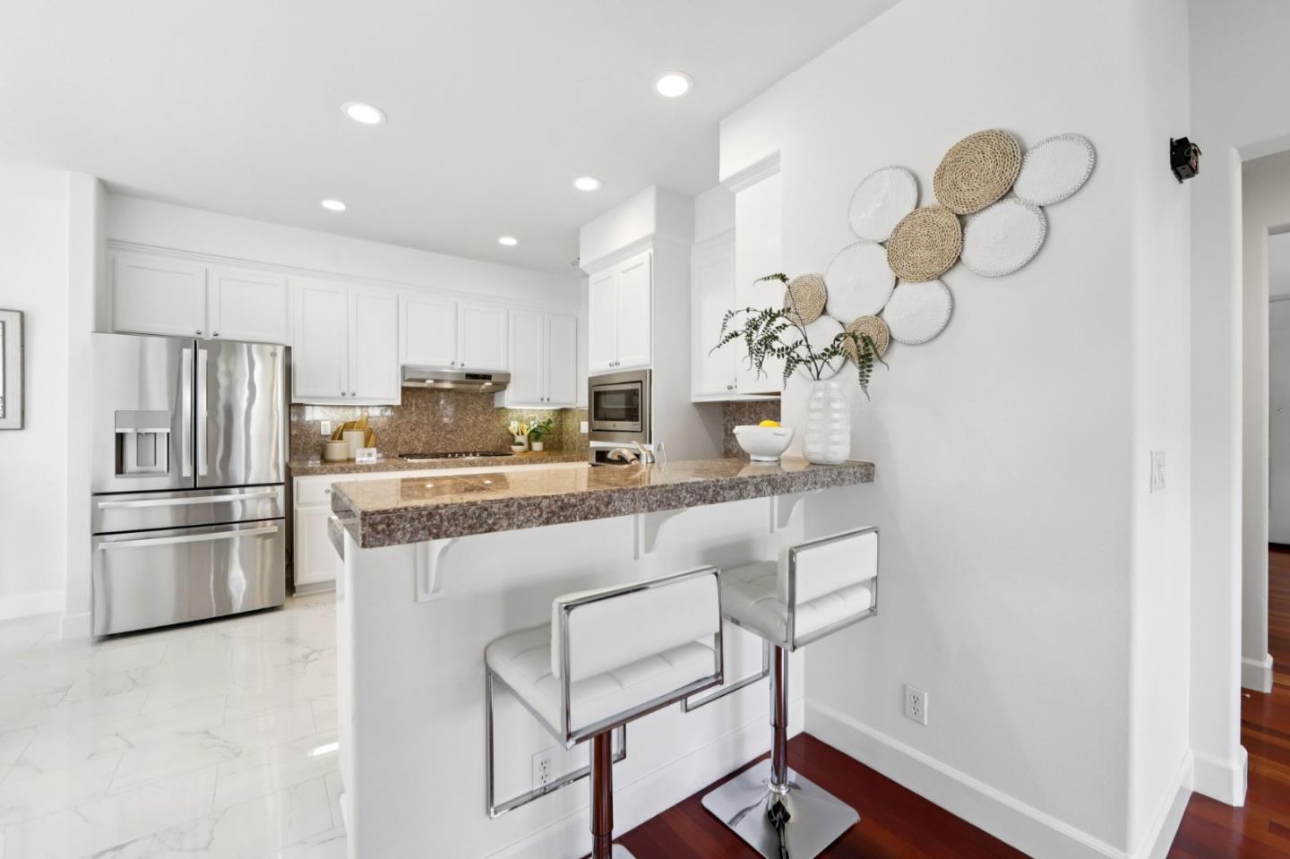 Detail Gallery Image 16 of 70 For 3858 Evangelho Cir, San Jose,  CA 95148 - 4 Beds | 2/1 Baths