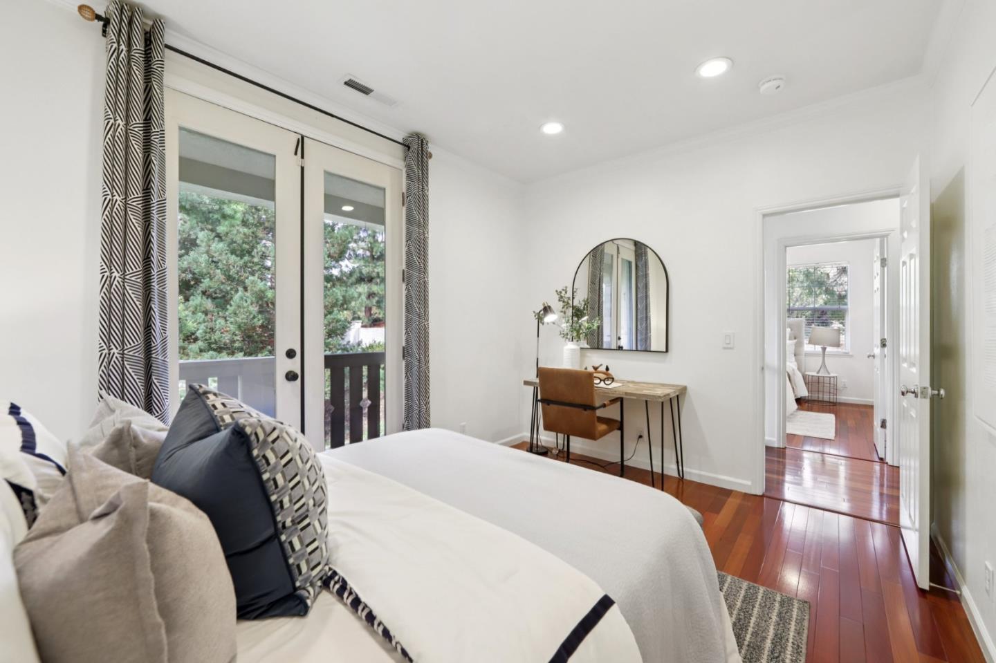 Detail Gallery Image 34 of 70 For 3858 Evangelho Cir, San Jose,  CA 95148 - 4 Beds | 2/1 Baths