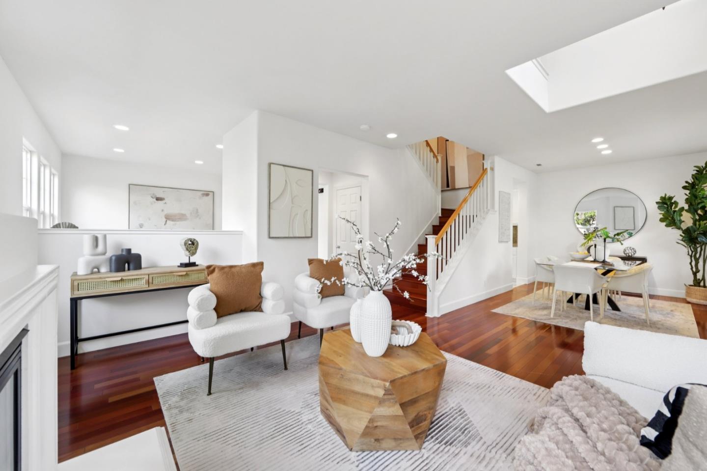 Detail Gallery Image 4 of 70 For 3858 Evangelho Cir, San Jose,  CA 95148 - 4 Beds | 2/1 Baths