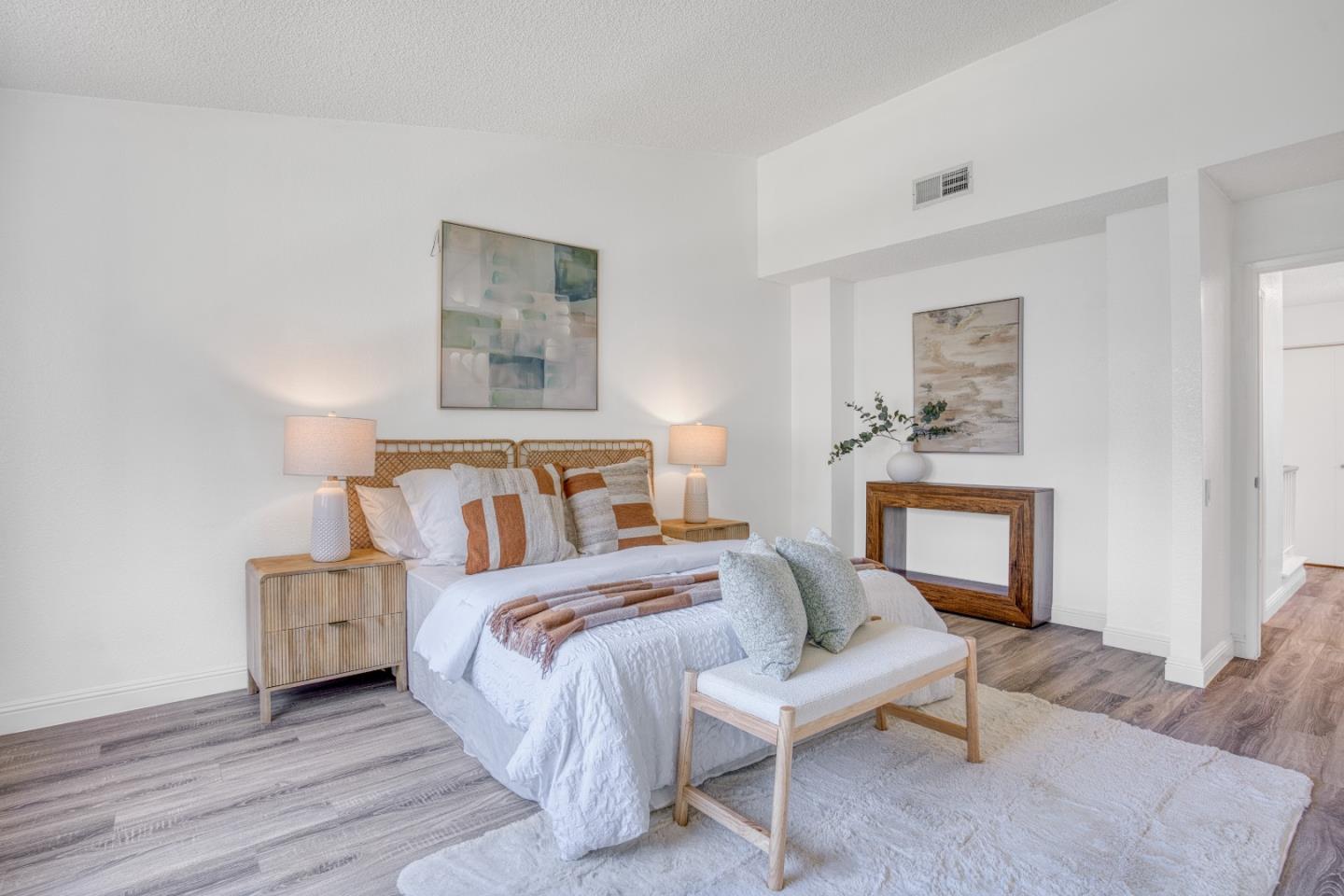 Detail Gallery Image 19 of 29 For 340 N Wildwood, Hercules,  CA 94547 - 3 Beds | 2/1 Baths