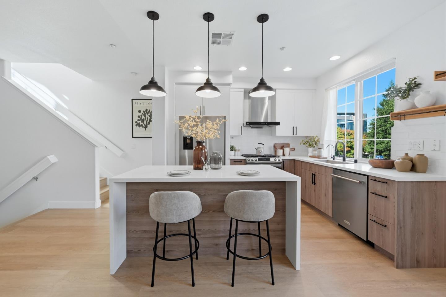 Detail Gallery Image 11 of 68 For 35005 11th St, Union City,  CA 94587 - 4 Beds | 3 Baths