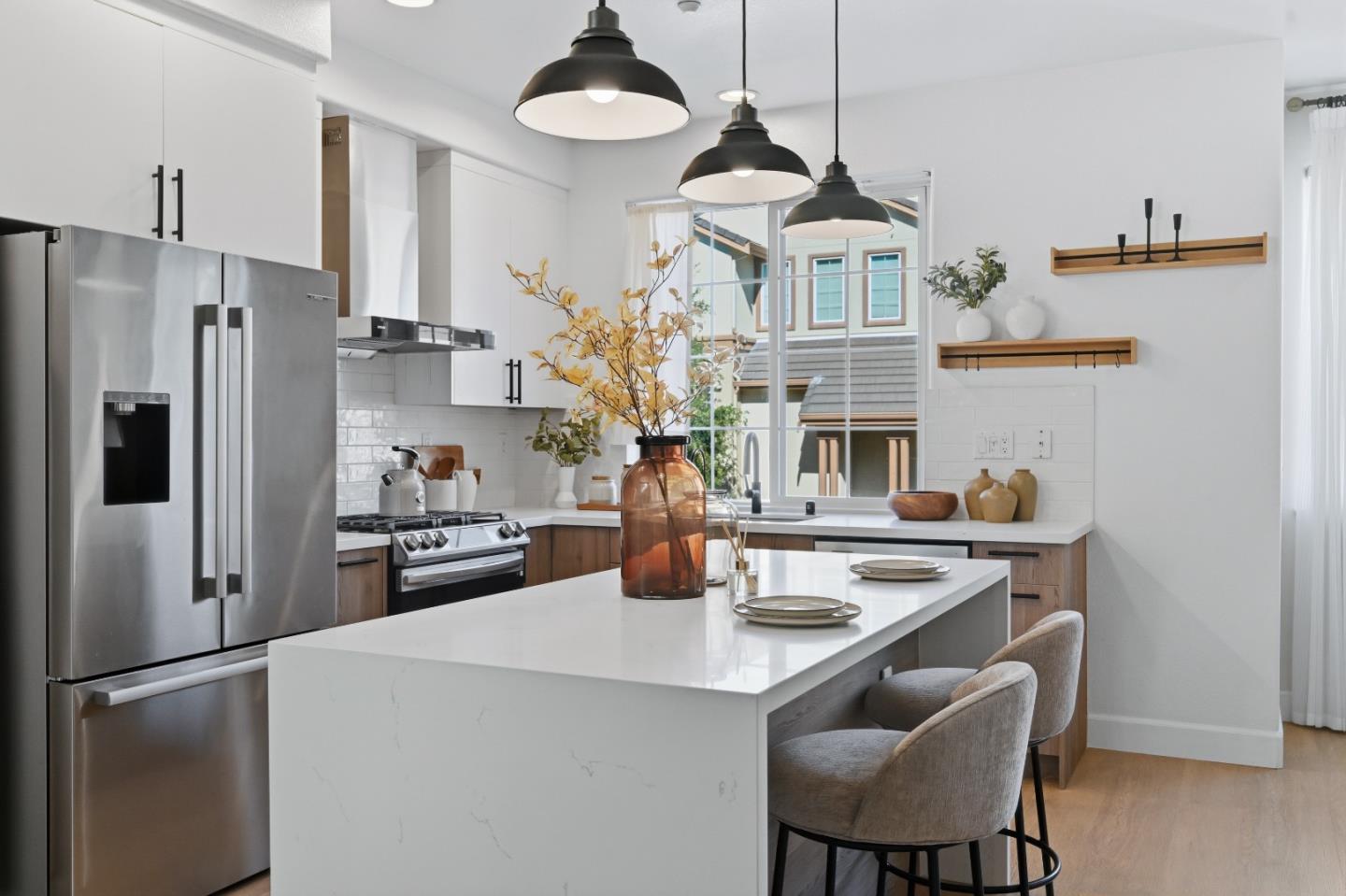 Detail Gallery Image 13 of 68 For 35005 11th St, Union City,  CA 94587 - 4 Beds | 3 Baths