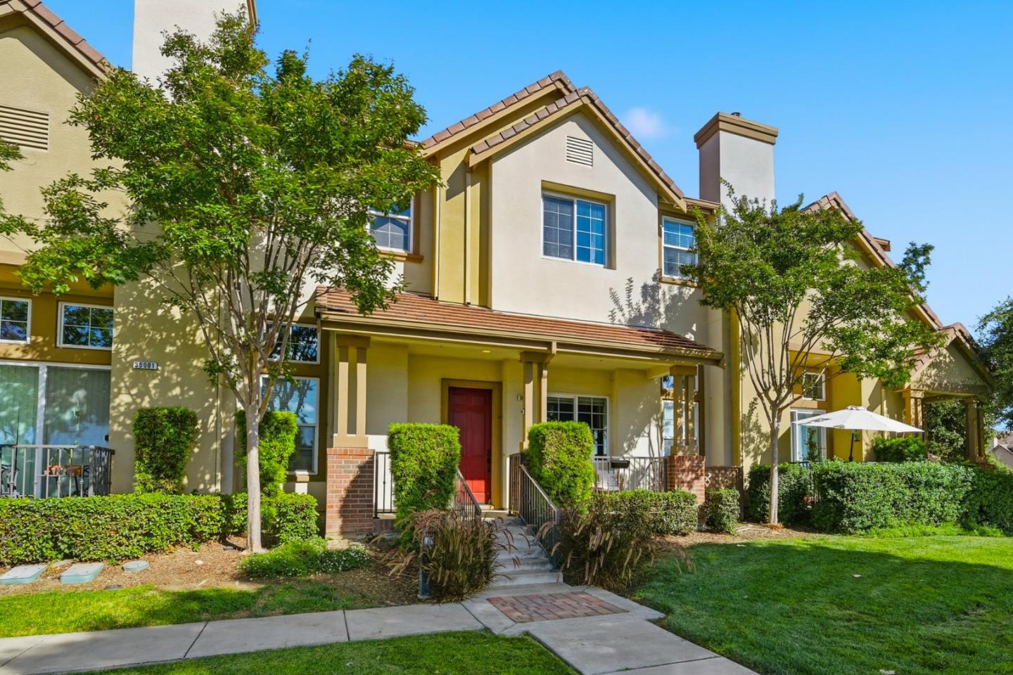 Detail Gallery Image 2 of 68 For 35005 11th St, Union City,  CA 94587 - 4 Beds | 3 Baths