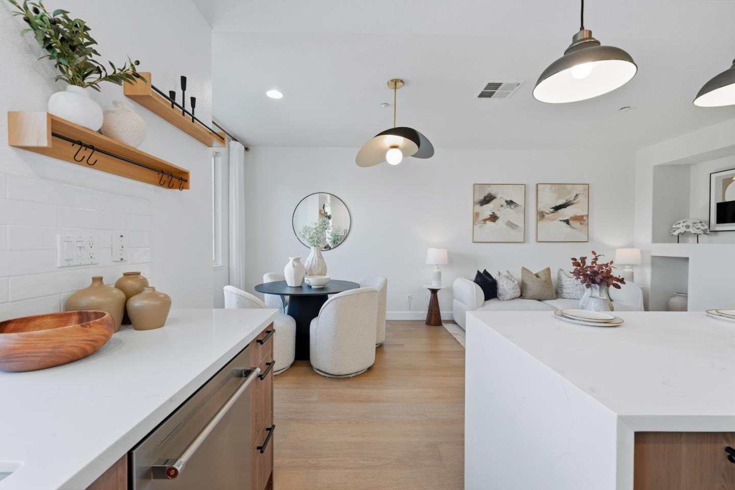 Detail Gallery Image 7 of 68 For 35005 11th St, Union City,  CA 94587 - 4 Beds | 3 Baths