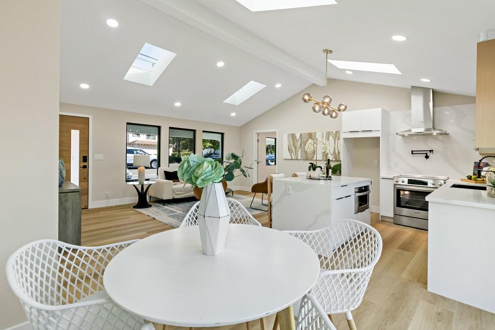 Detail Gallery Image 4 of 80 For 1707 Fruitdale Ave, San Jose,  CA 95128 - 4 Beds | 2 Baths