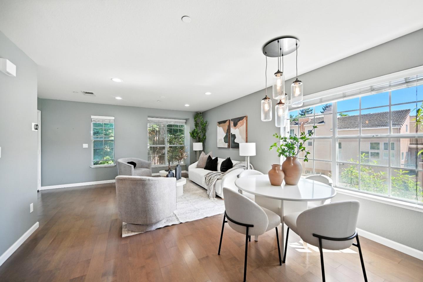 Detail Gallery Image 14 of 56 For 984 Belmont Ter #10,  Sunnyvale,  CA 94086 - 2 Beds | 1 Baths