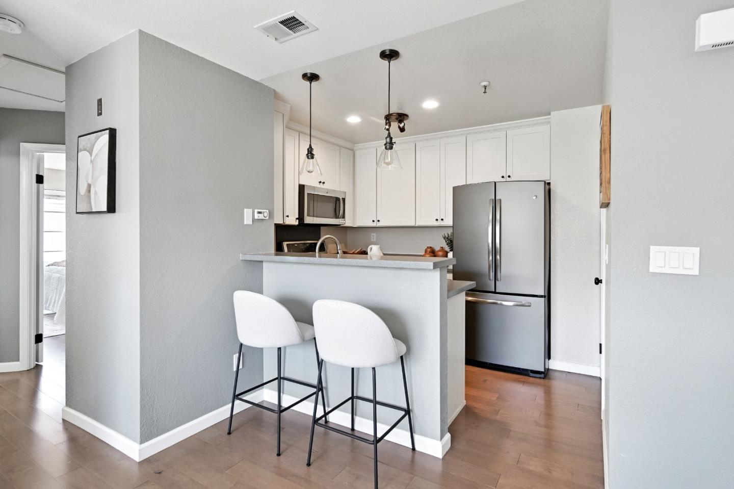 Detail Gallery Image 18 of 56 For 984 Belmont Ter #10,  Sunnyvale,  CA 94086 - 2 Beds | 1 Baths