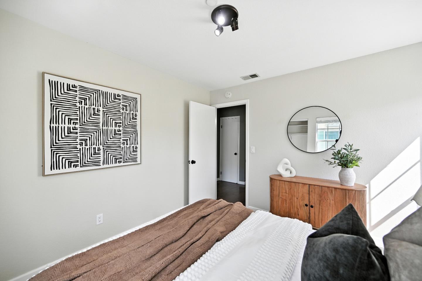 Detail Gallery Image 25 of 56 For 984 Belmont Ter #10,  Sunnyvale,  CA 94086 - 2 Beds | 1 Baths