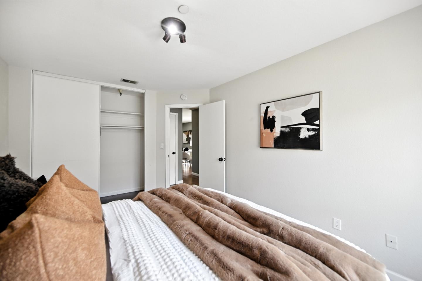 Detail Gallery Image 30 of 56 For 984 Belmont Ter #10,  Sunnyvale,  CA 94086 - 2 Beds | 1 Baths
