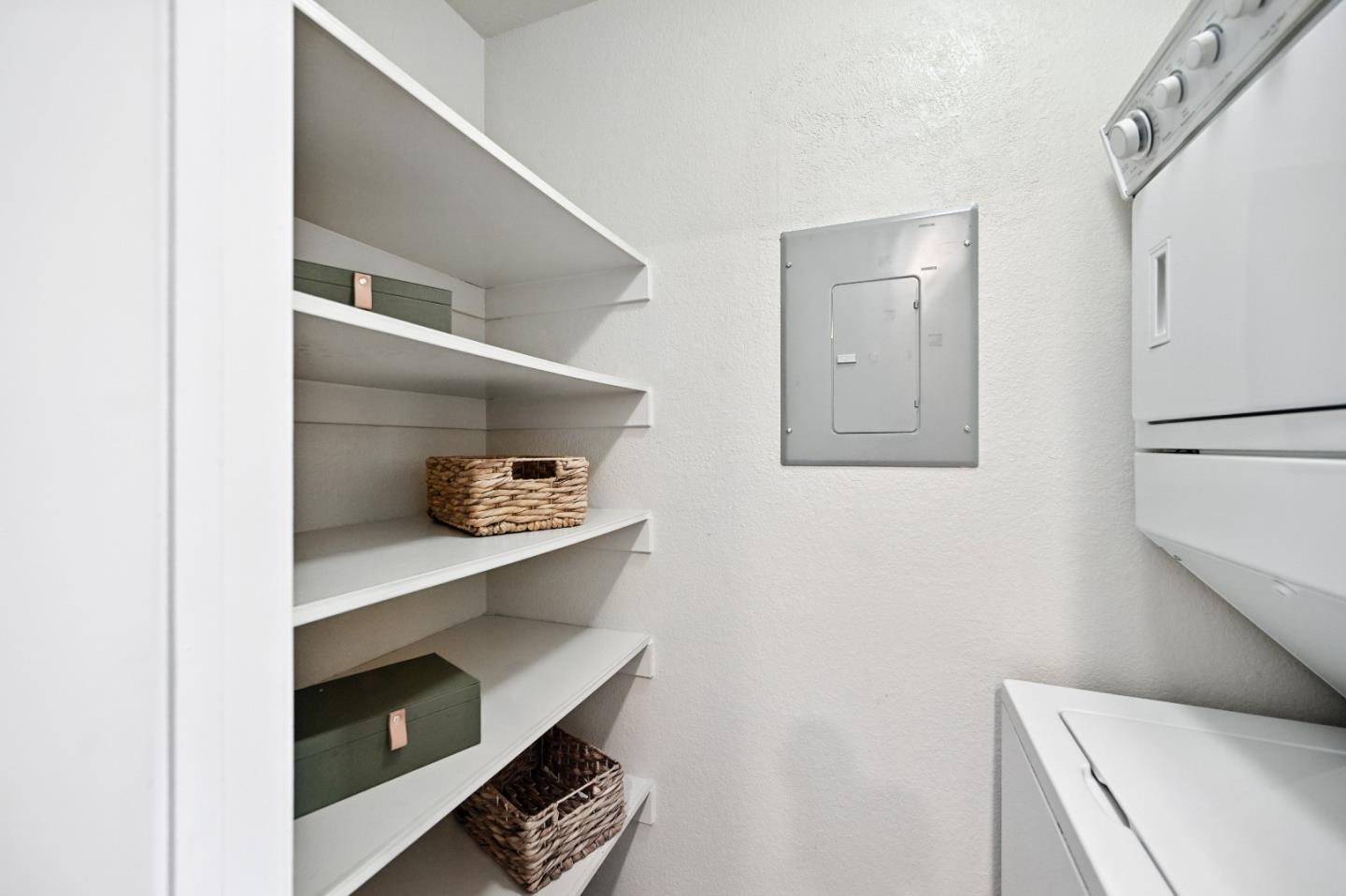 Detail Gallery Image 36 of 56 For 984 Belmont Ter #10,  Sunnyvale,  CA 94086 - 2 Beds | 1 Baths