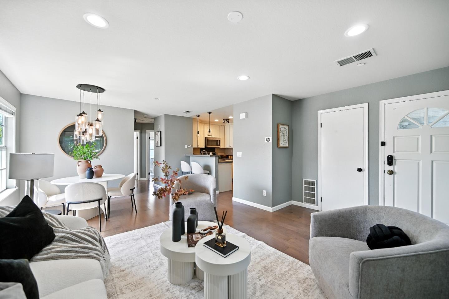 Detail Gallery Image 5 of 56 For 984 Belmont Ter #10,  Sunnyvale,  CA 94086 - 2 Beds | 1 Baths
