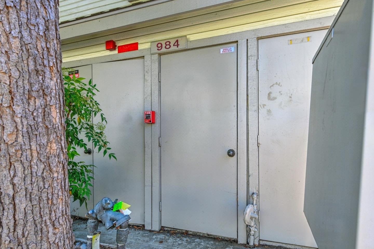 Detail Gallery Image 56 of 56 For 984 Belmont Ter #10,  Sunnyvale,  CA 94086 - 2 Beds | 1 Baths