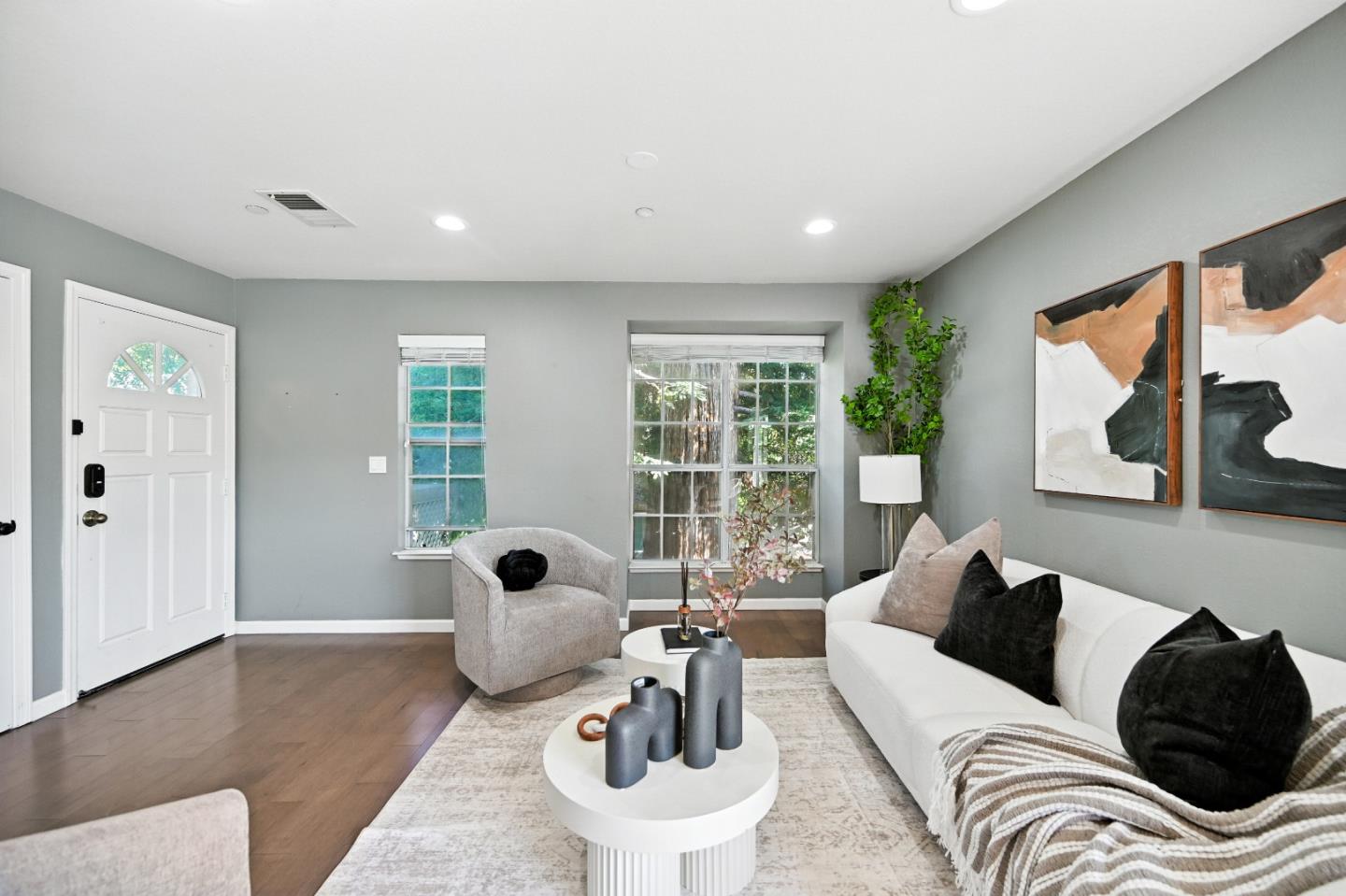 Detail Gallery Image 9 of 56 For 984 Belmont Ter #10,  Sunnyvale,  CA 94086 - 2 Beds | 1 Baths