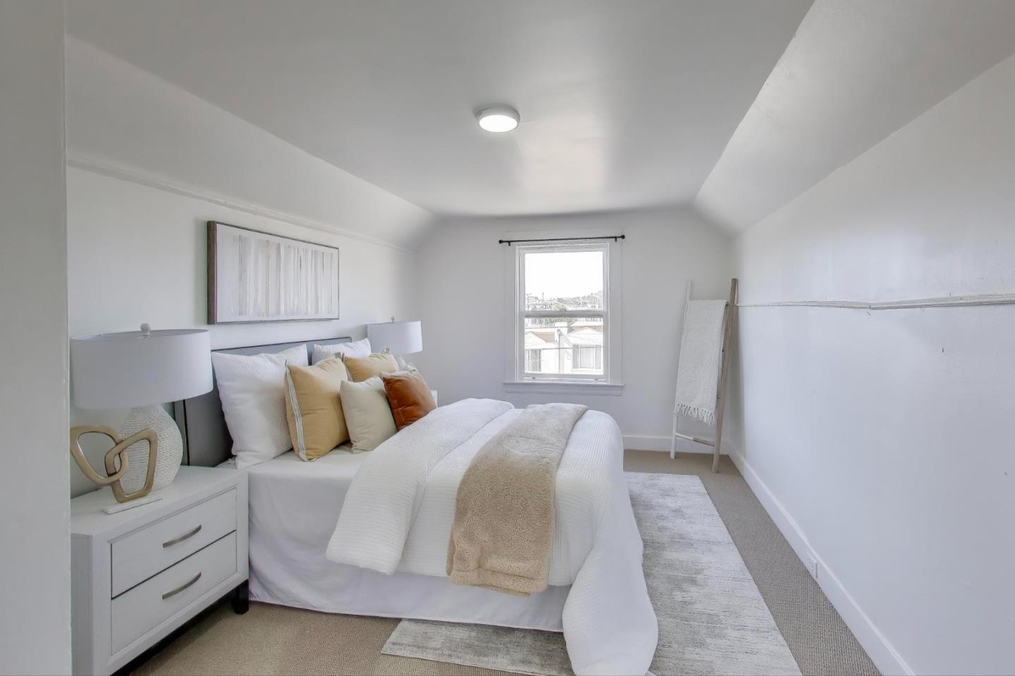 Detail Gallery Image 13 of 30 For 77 Reddy St, San Francisco,  CA 94124 - 3 Beds | 1 Baths