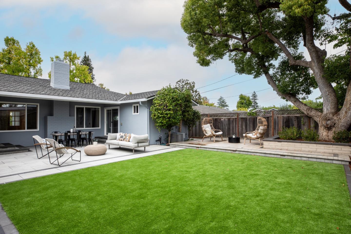 Detail Gallery Image 41 of 47 For 1887 Walnut Dr, Mountain View,  CA 94040 - 4 Beds | 3 Baths