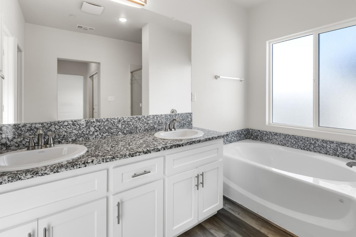 Detail Gallery Image 14 of 31 For 603 Cadiz Ave, Merced,  CA 95341 - 4 Beds | 2/1 Baths