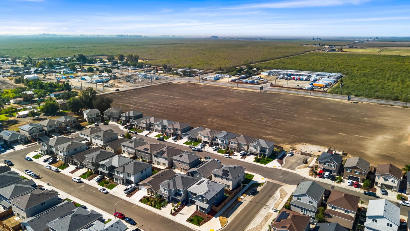 Detail Gallery Image 30 of 31 For 603 Cadiz Ave, Merced,  CA 95341 - 4 Beds | 2/1 Baths