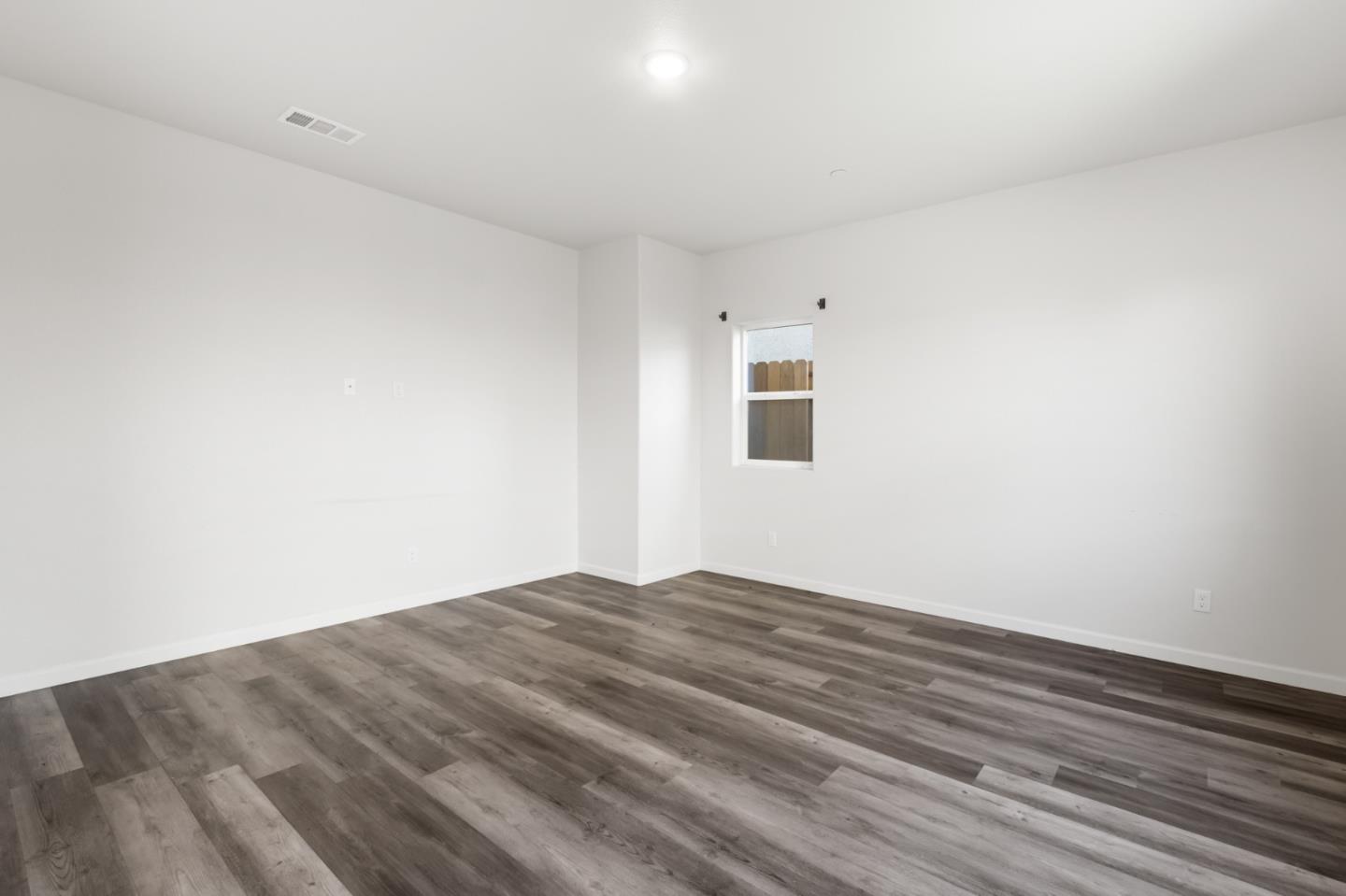 Detail Gallery Image 6 of 31 For 603 Cadiz Ave, Merced,  CA 95341 - 4 Beds | 2/1 Baths