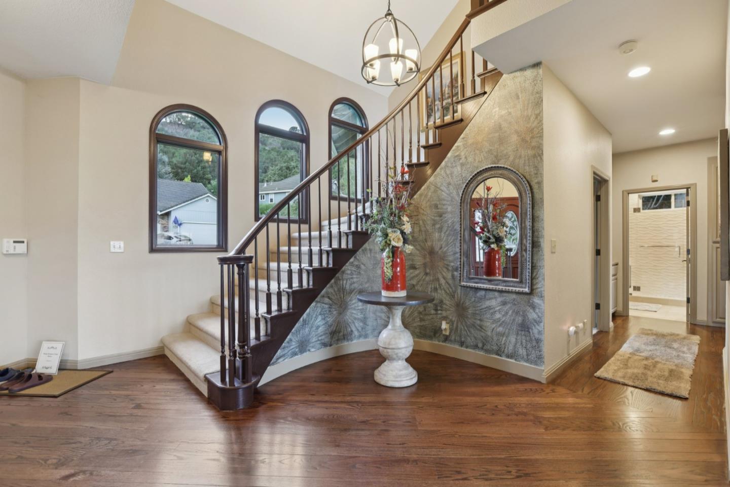 Detail Gallery Image 18 of 44 For 1055 W Dunne Ave, Morgan Hill,  CA 95037 - 4 Beds | 3 Baths