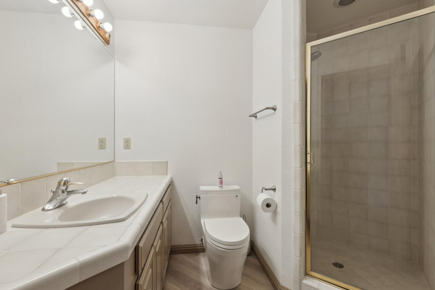 Detail Gallery Image 36 of 44 For 1055 W Dunne Ave, Morgan Hill,  CA 95037 - 4 Beds | 3 Baths