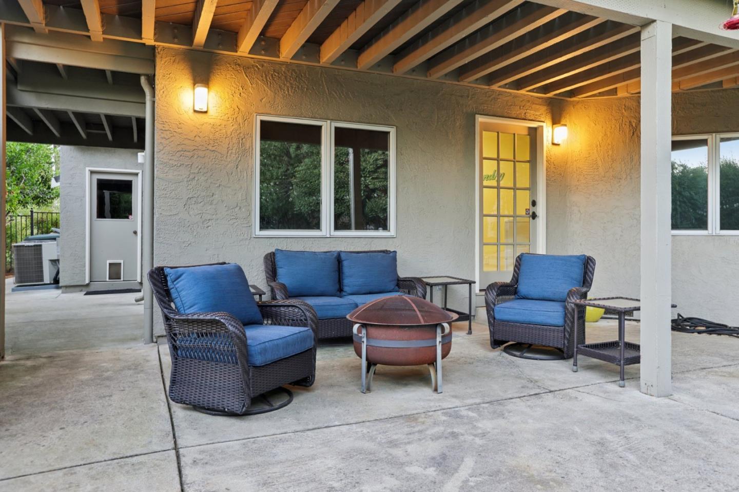 Detail Gallery Image 41 of 44 For 1055 W Dunne Ave, Morgan Hill,  CA 95037 - 4 Beds | 3 Baths