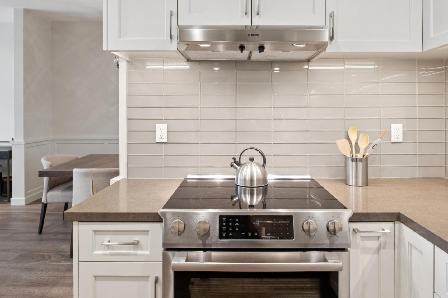 Detail Gallery Image 20 of 53 For 1330 University Dr #66,  Menlo Park,  CA 94025 - 2 Beds | 2 Baths