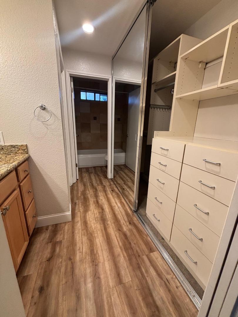 Detail Gallery Image 21 of 32 For 912 S Villa Way, Walnut Creek,  CA 94595 - 1 Beds | 1 Baths