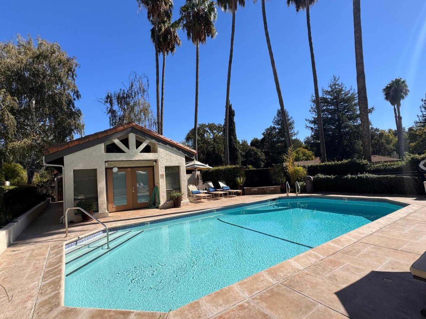 Detail Gallery Image 27 of 32 For 912 S Villa Way, Walnut Creek,  CA 94595 - 1 Beds | 1 Baths