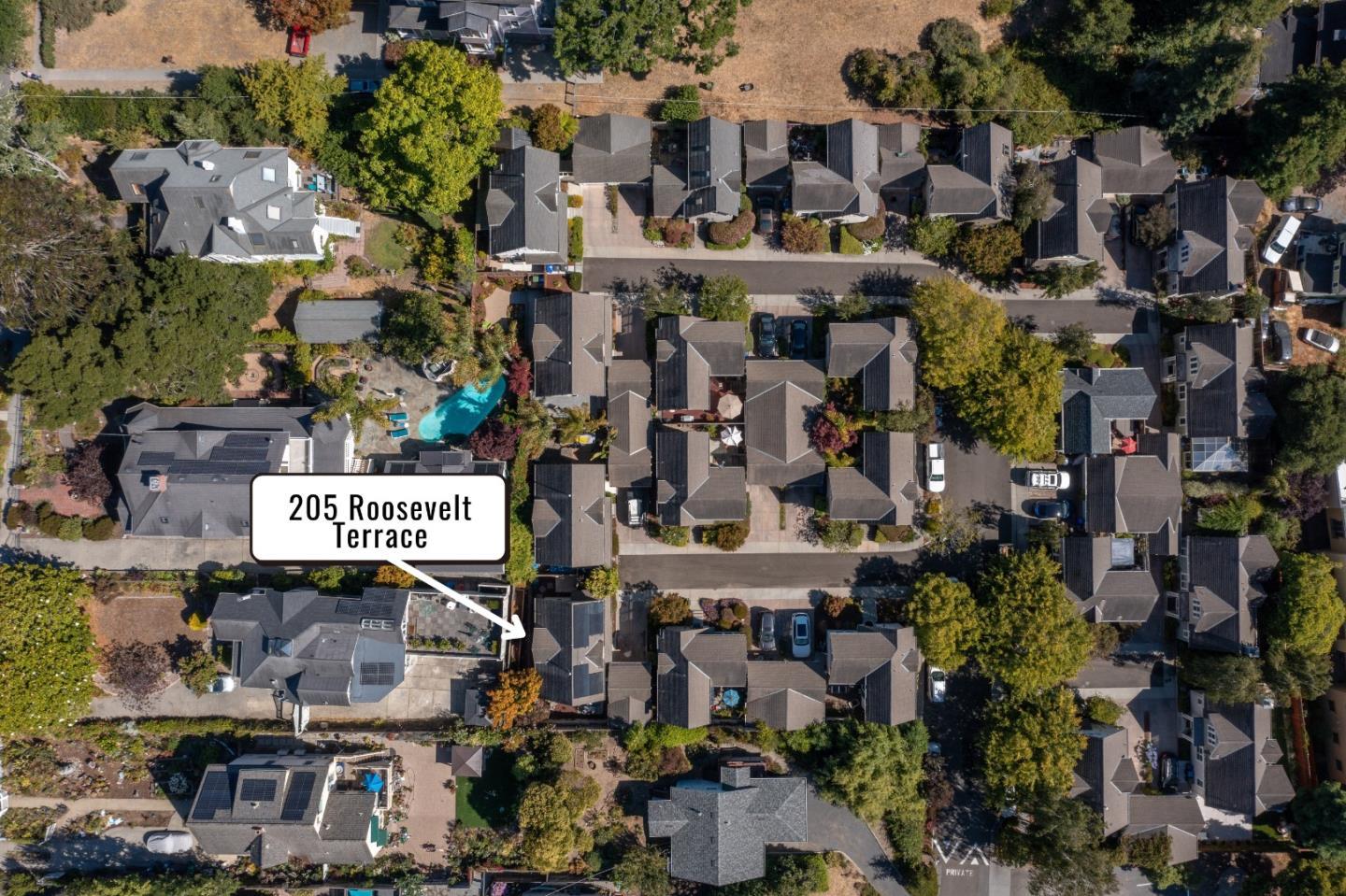 Detail Gallery Image 26 of 27 For 205 Roosevelt Ter, Santa Cruz,  CA 95060 - 2 Beds | 1/1 Baths