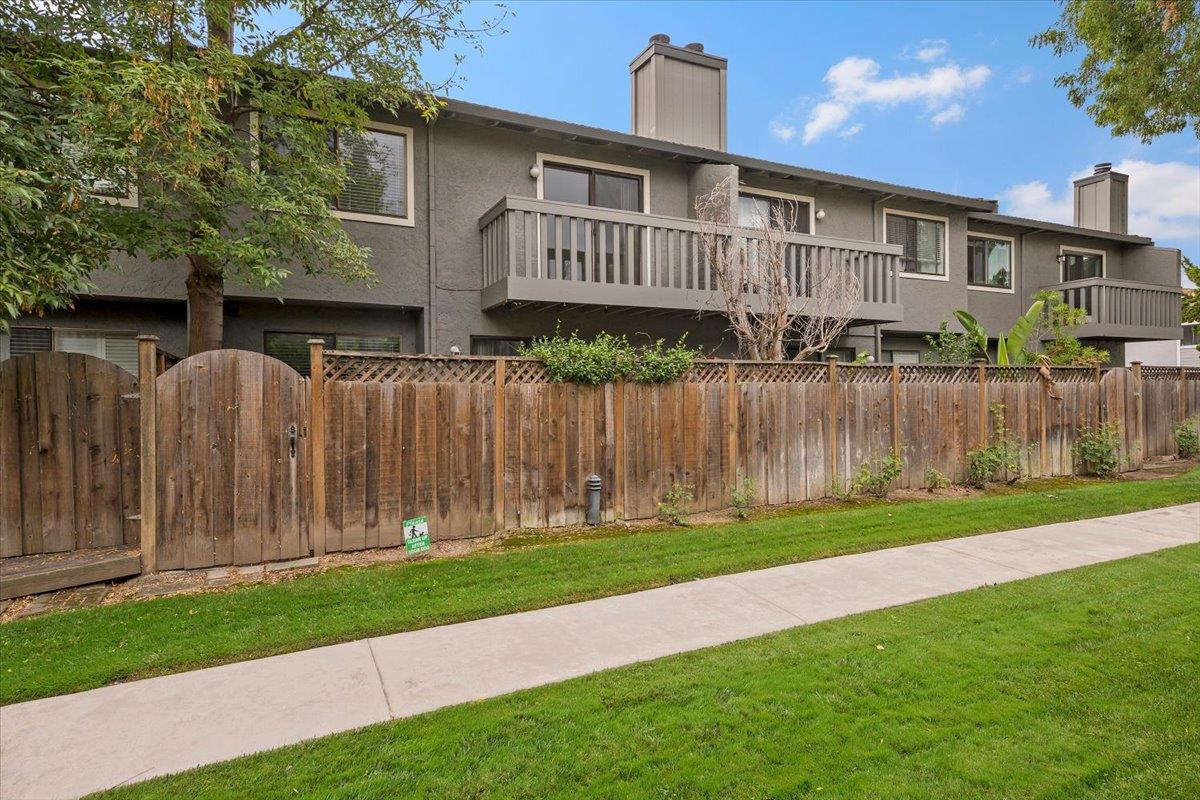 Detail Gallery Image 27 of 29 For 1115 Odyssey Ct, San Jose,  CA 95118 - 3 Beds | 2/1 Baths