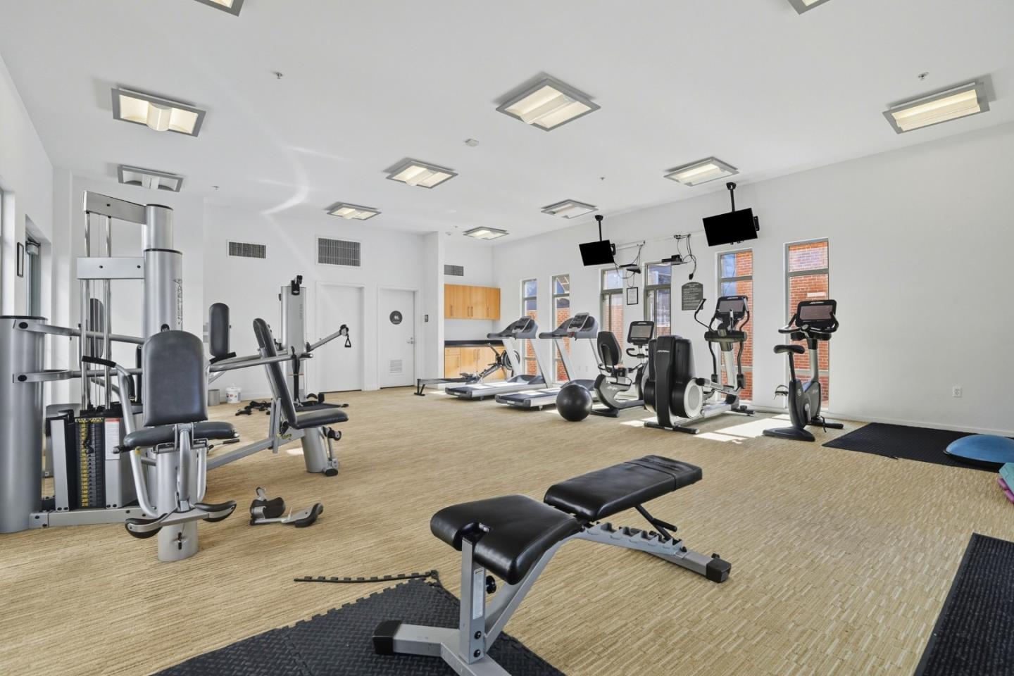 Detail Gallery Image 27 of 37 For 25 S 3rd St #301,  San Jose,  CA 95113 - 3 Beds | 2 Baths