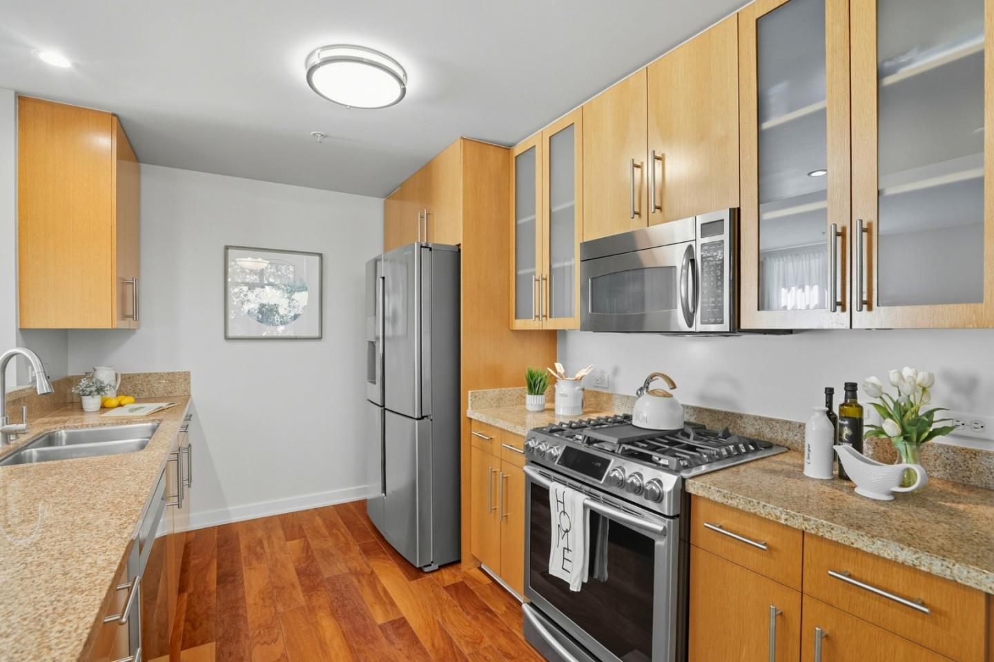Detail Gallery Image 6 of 37 For 25 S 3rd St #301,  San Jose,  CA 95113 - 3 Beds | 2 Baths